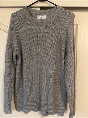 Old Navy Light Gray Waffle-Knit Crewneck Sweater